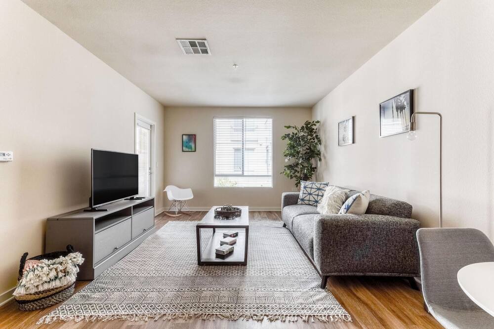 Photo of Livingroom in Pasadena