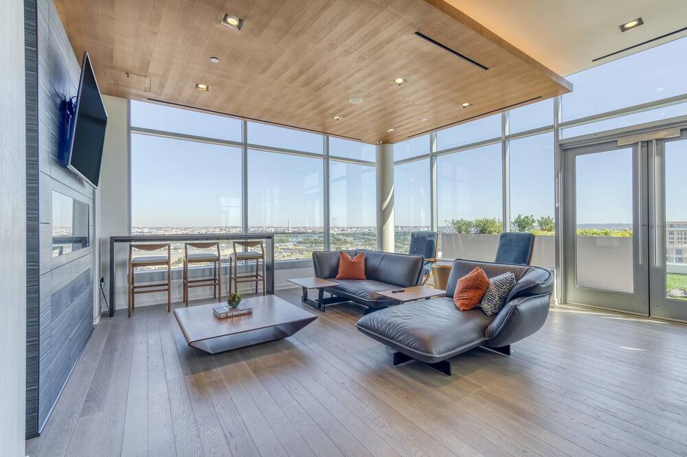 Photo of Livingroom in Pentagon City