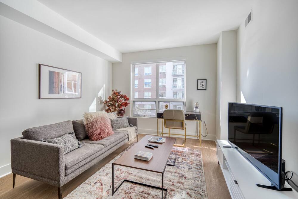 Photo of Livingroom in Pentagon City