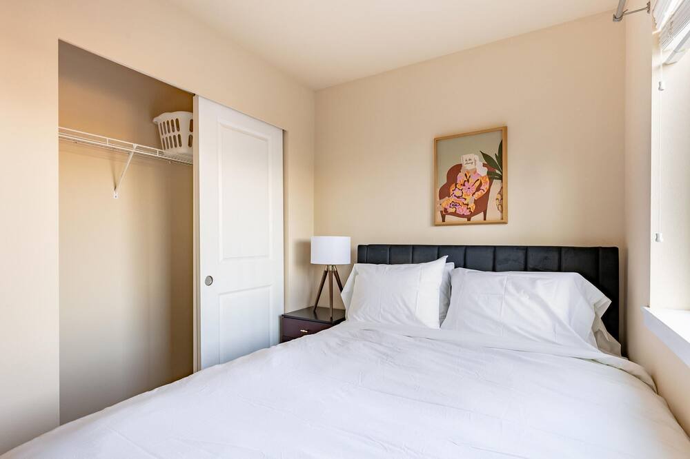 Photo of Bedroom in Martha Lake