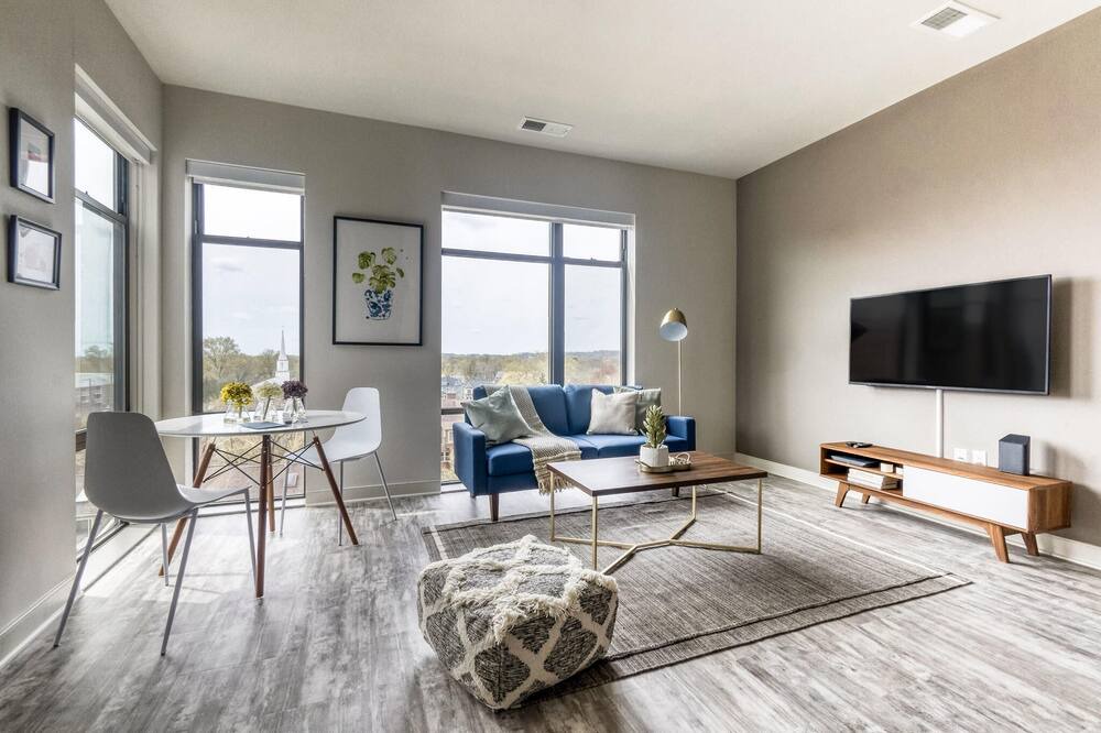 Photo of Livingroom in Bluemont