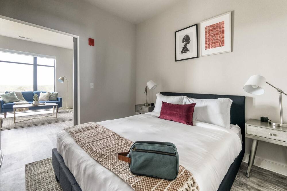 Photo of Bedroom in Bluemont