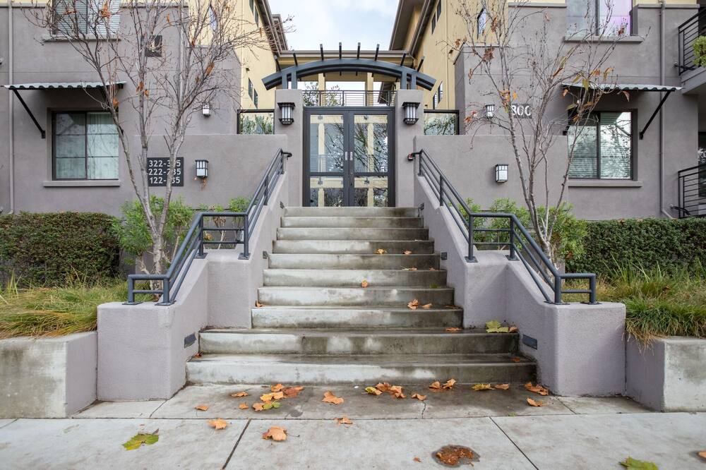 Photo of Outdoor in Northside