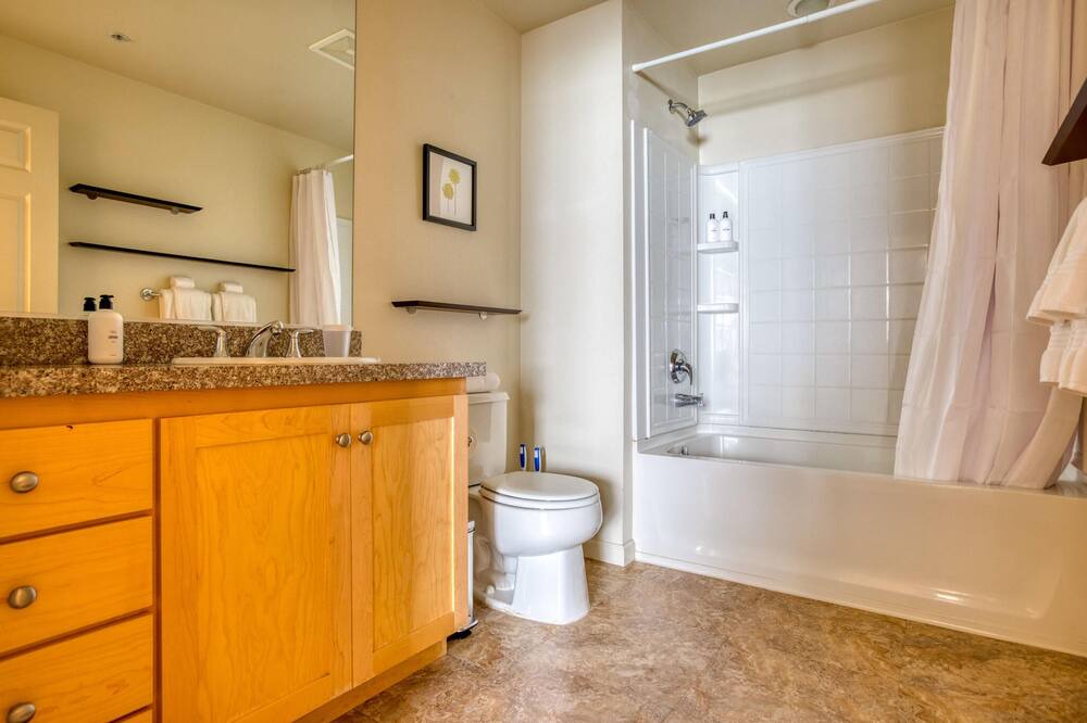 Photo of Bathroom in Northside