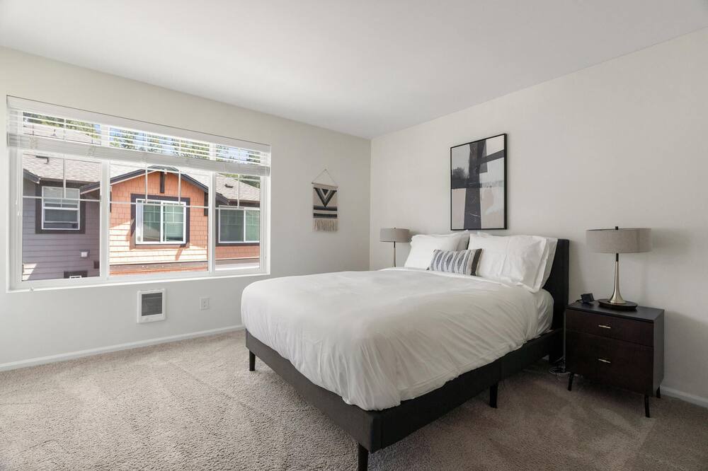 Photo of Bedroom in Education Hill