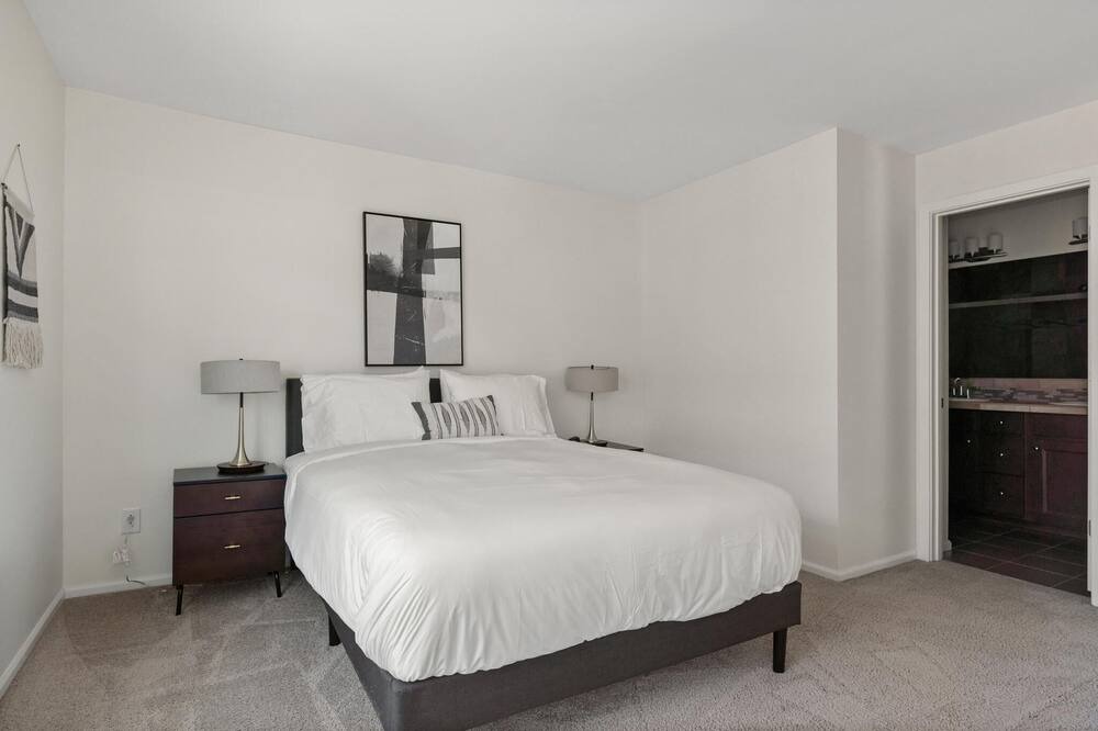 Photo of Bedroom in Education Hill