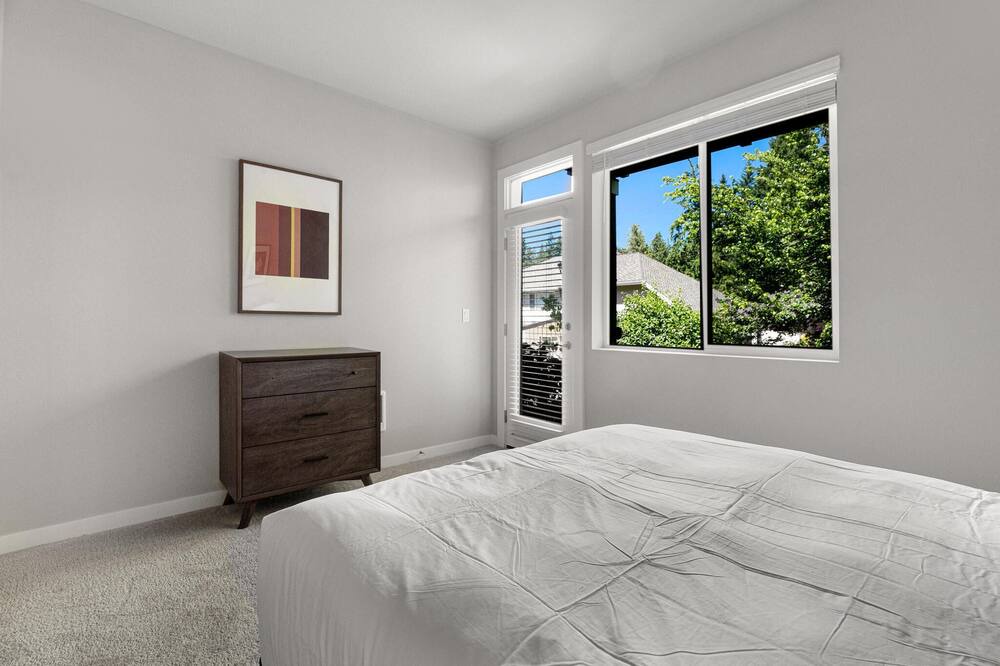 Photo of Bedroom in North Creek