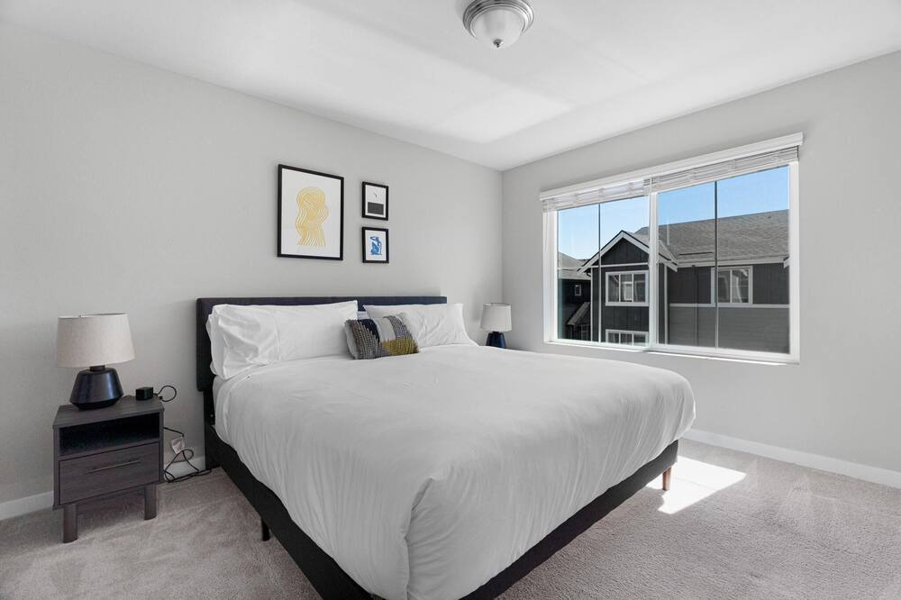 Photo of Bedroom in North Creek