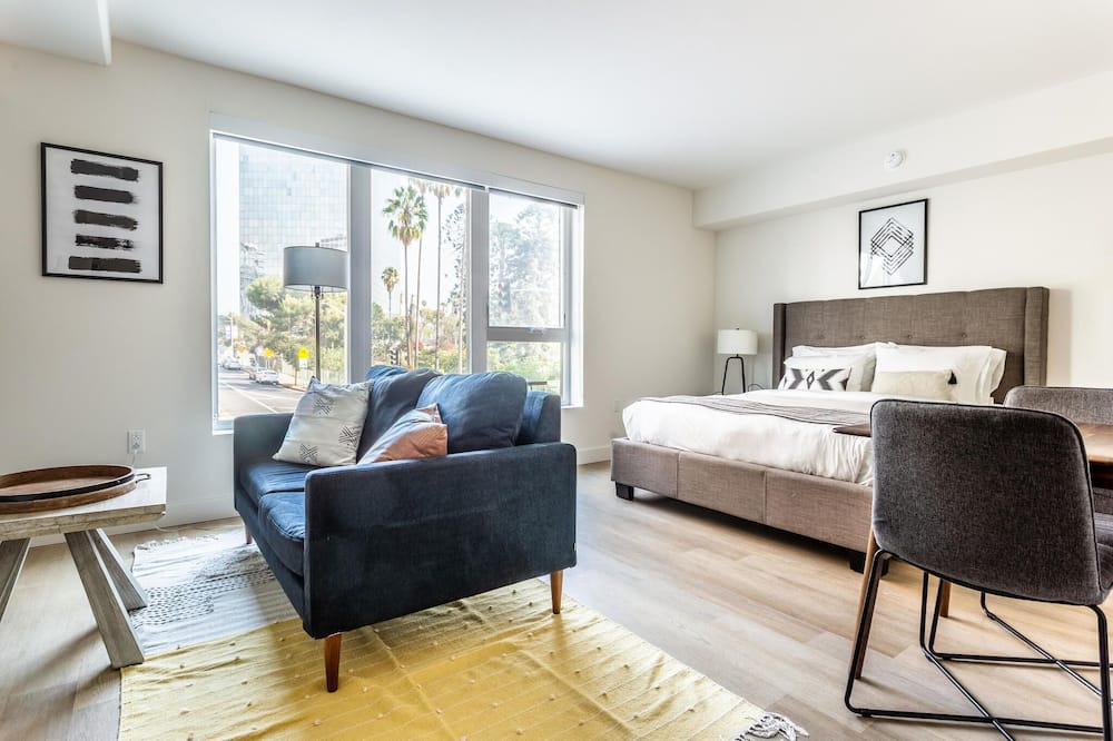 Photo of Bedroom in Westlake