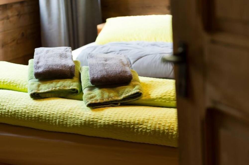 Photo of Bedroom in Saas-Balen