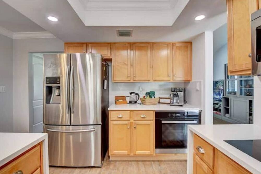 Photo of Kitchen in Tropic Palms