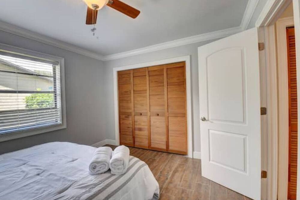 Photo of Bedroom in Tropic Palms