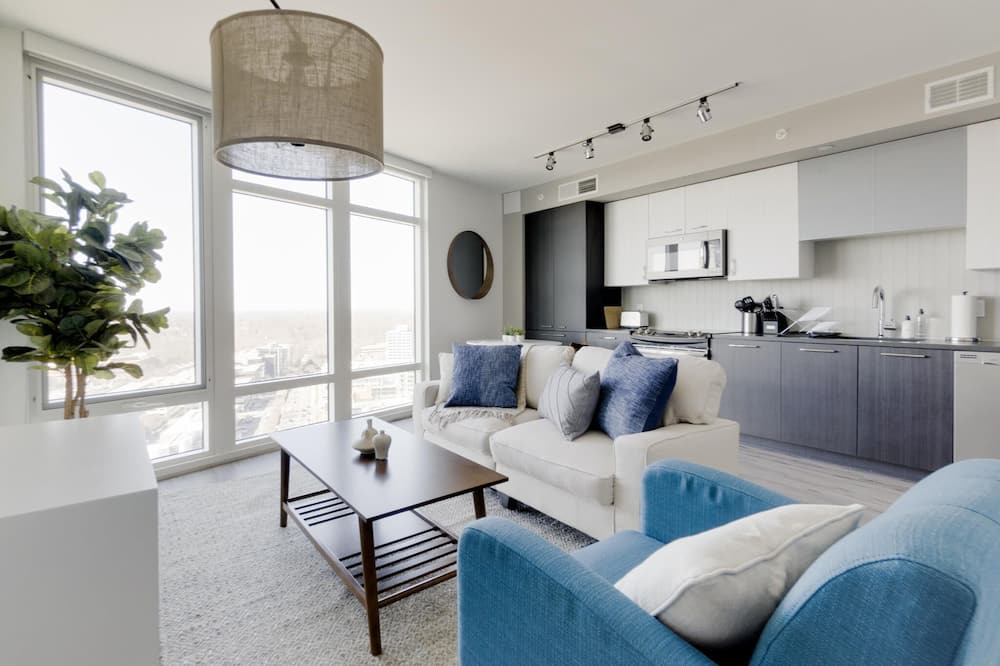 Photo of Livingroom in Tysons