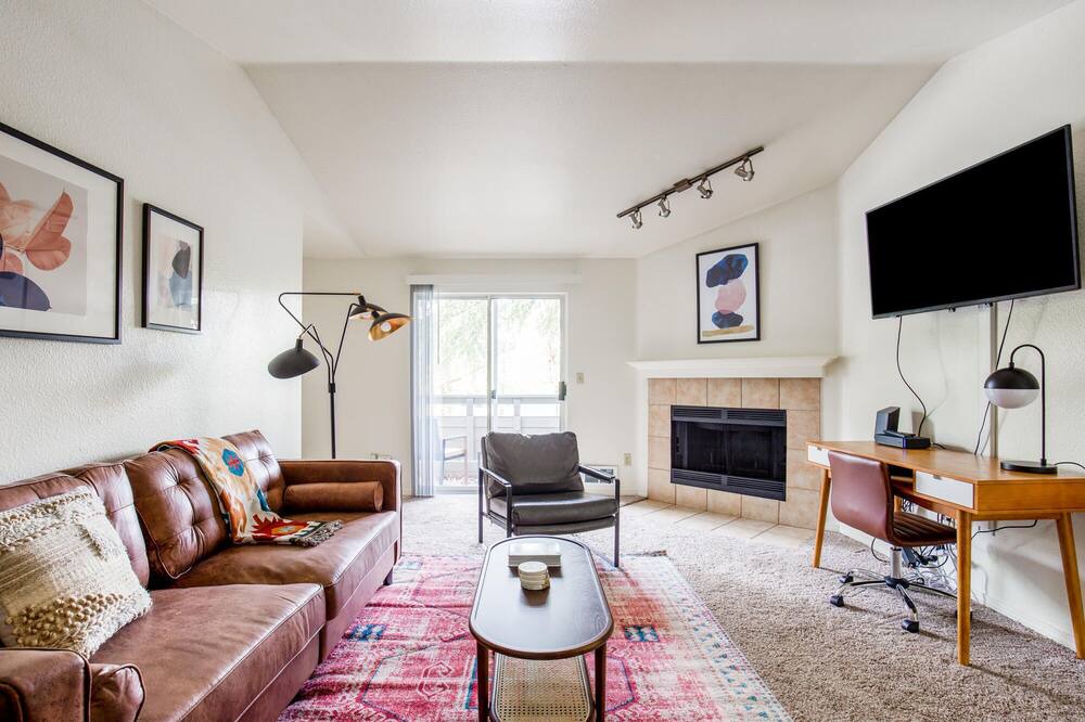 Photo of Livingroom in Lake Forest
