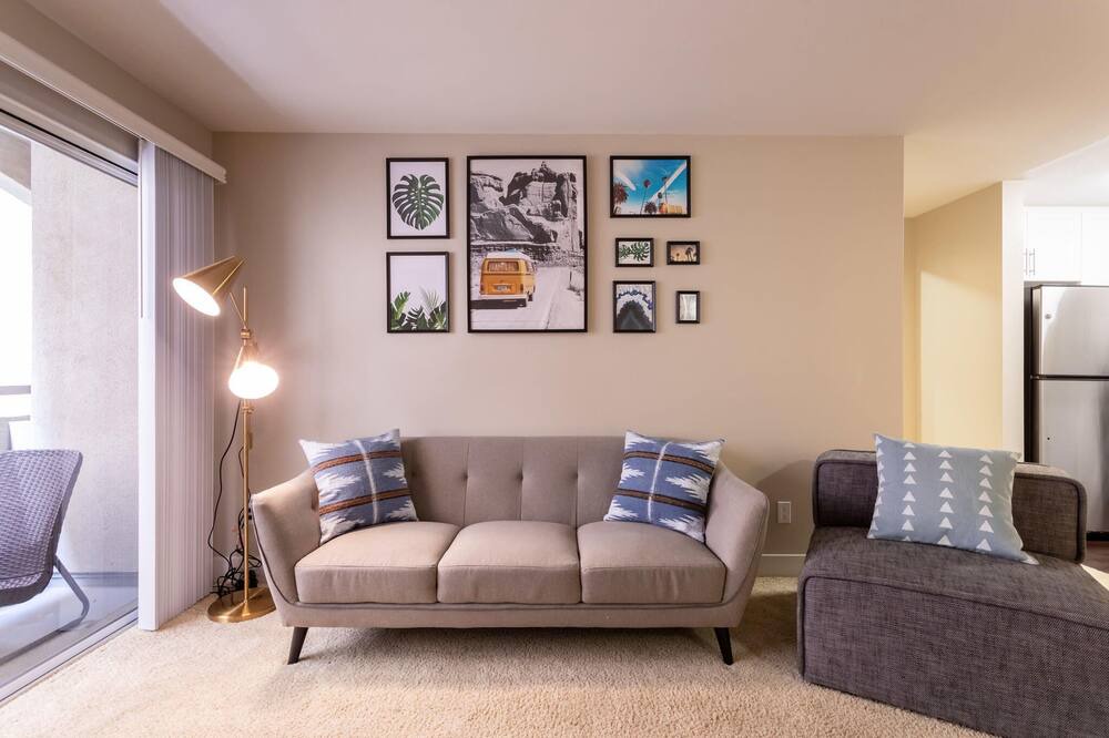 Photo of Livingroom in Pasadena