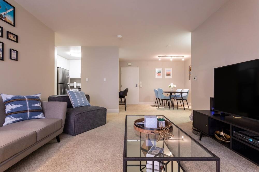 Photo of Livingroom in Pasadena