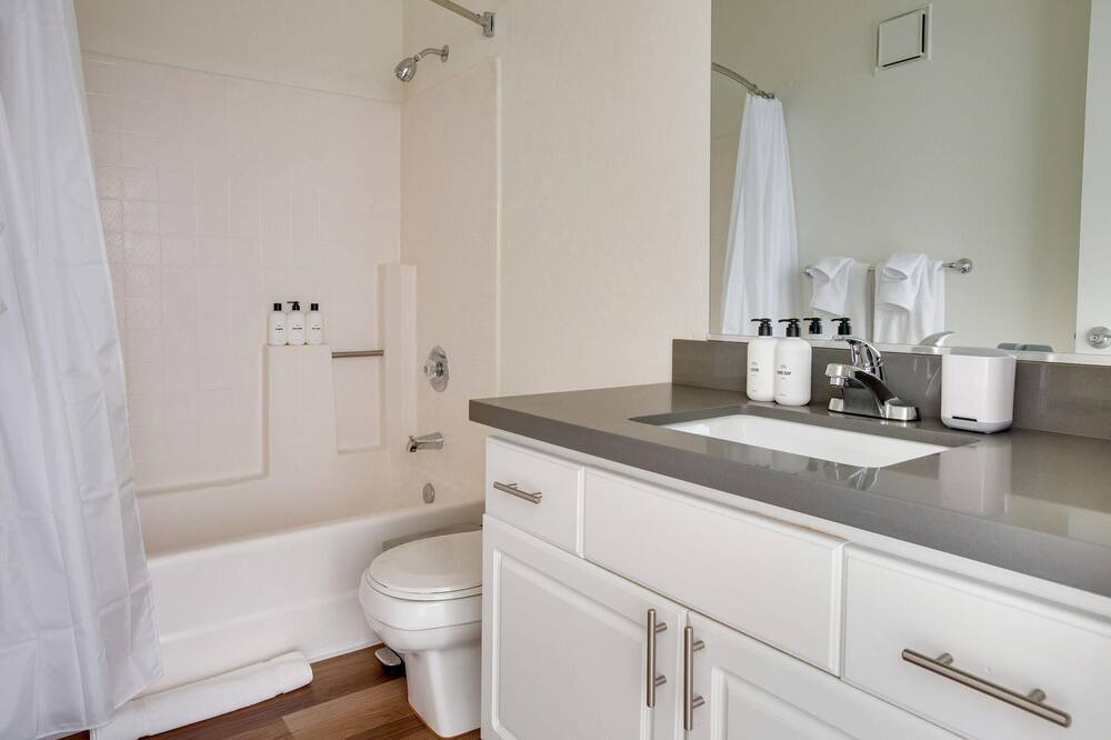 Photo of Bathroom in Pleasanton