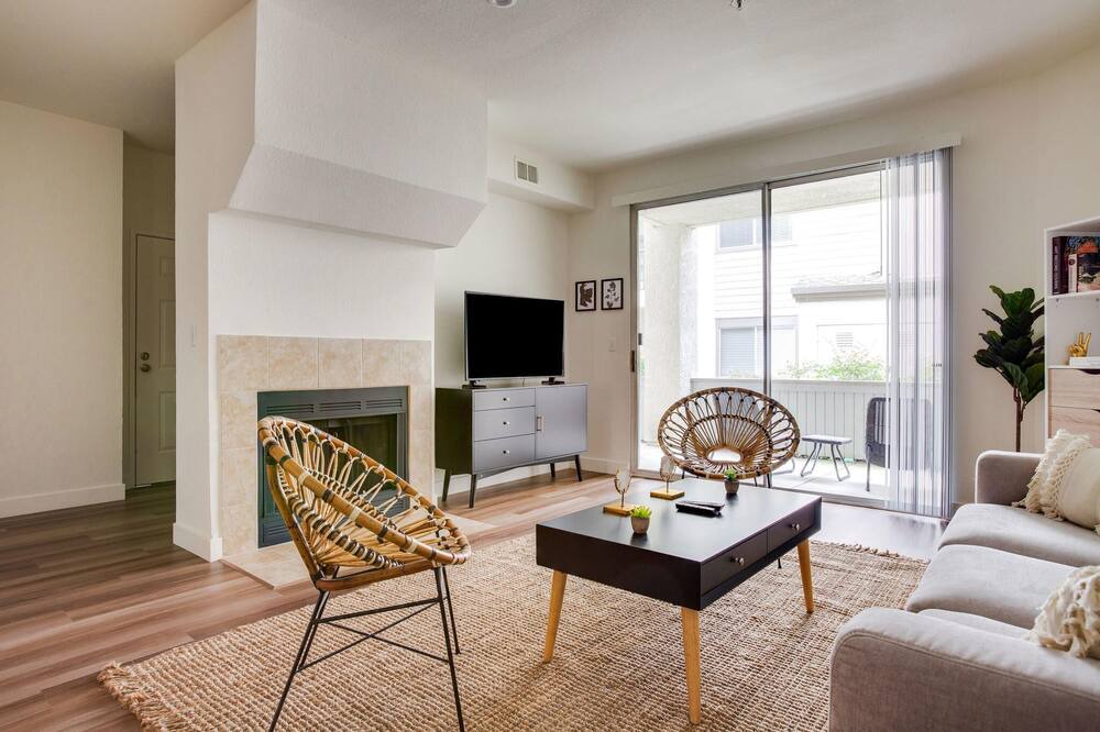 Photo of Livingroom in Pleasanton