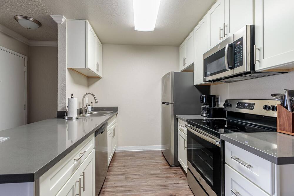 Photo of Kitchen in West Alameda
