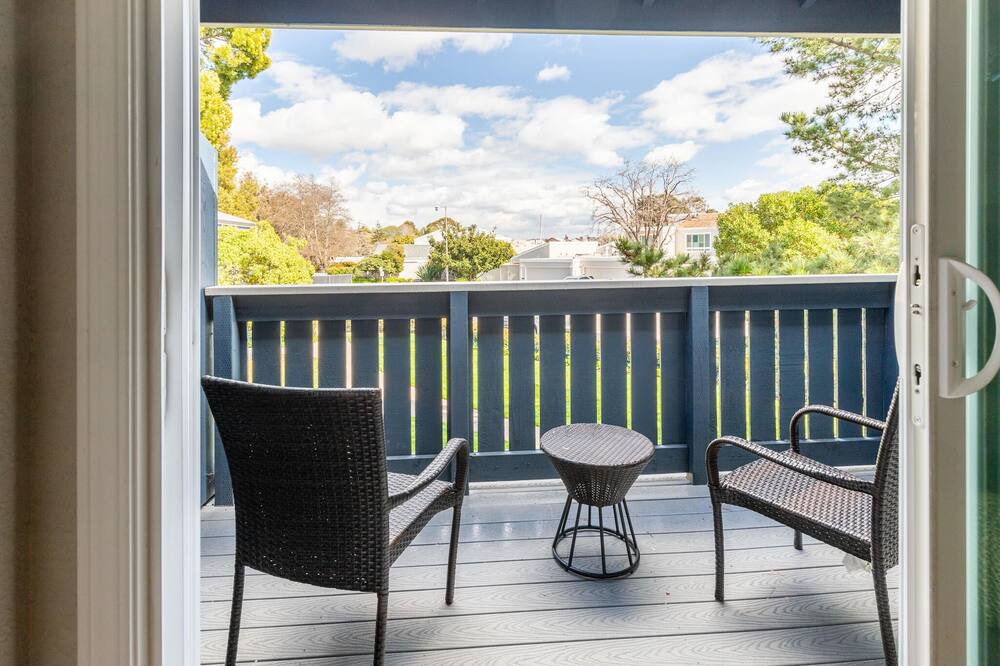 Photo of Outdoor in West Alameda