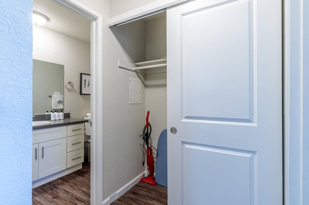 Photo of Others in West Alameda