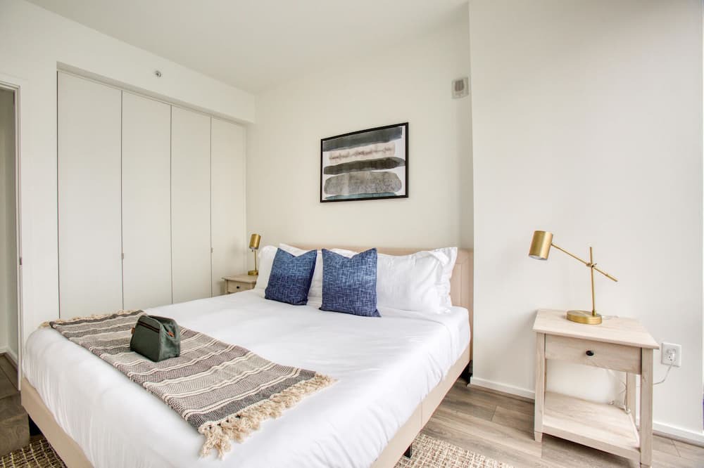 Photo of Bedroom in North Rosslyn