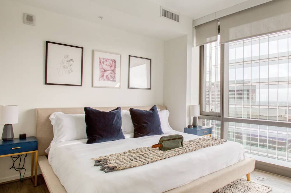 Photo of Bedroom in North Rosslyn