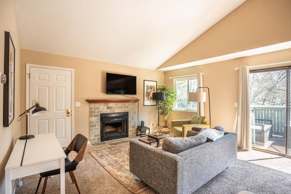 Photo of Livingroom in San Ramon