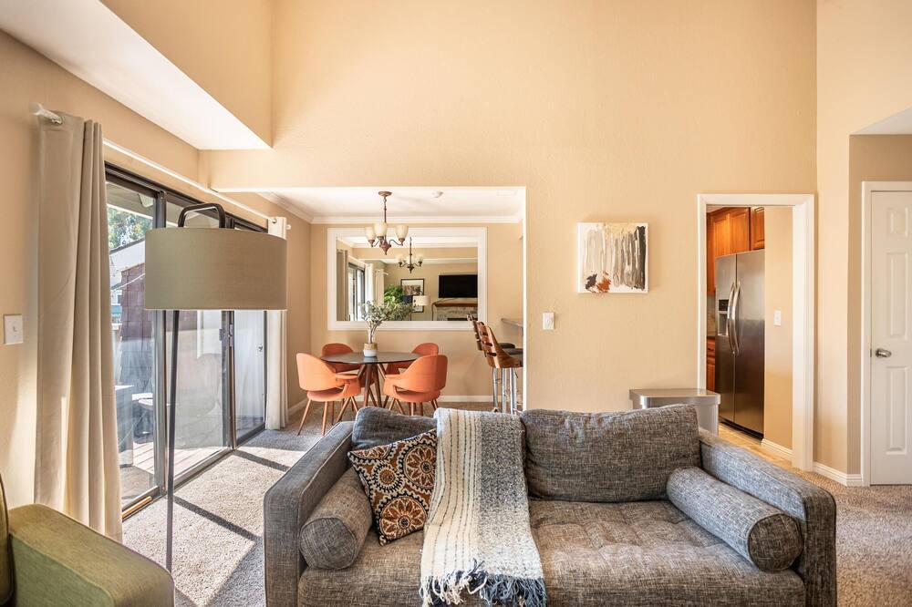 Photo of Livingroom in San Ramon