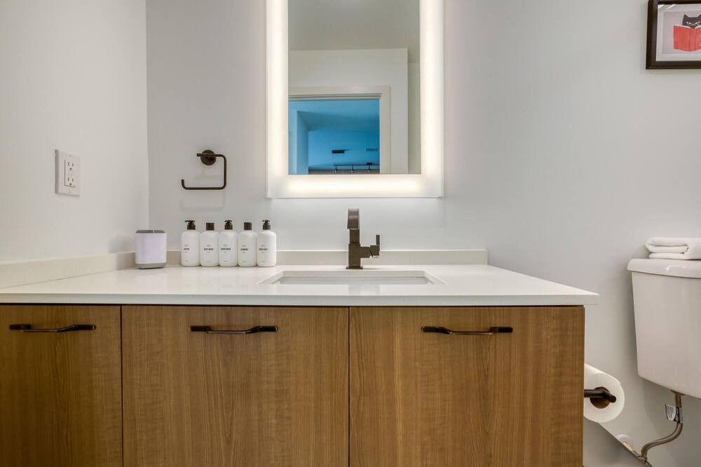 Photo of Bathroom in Reston