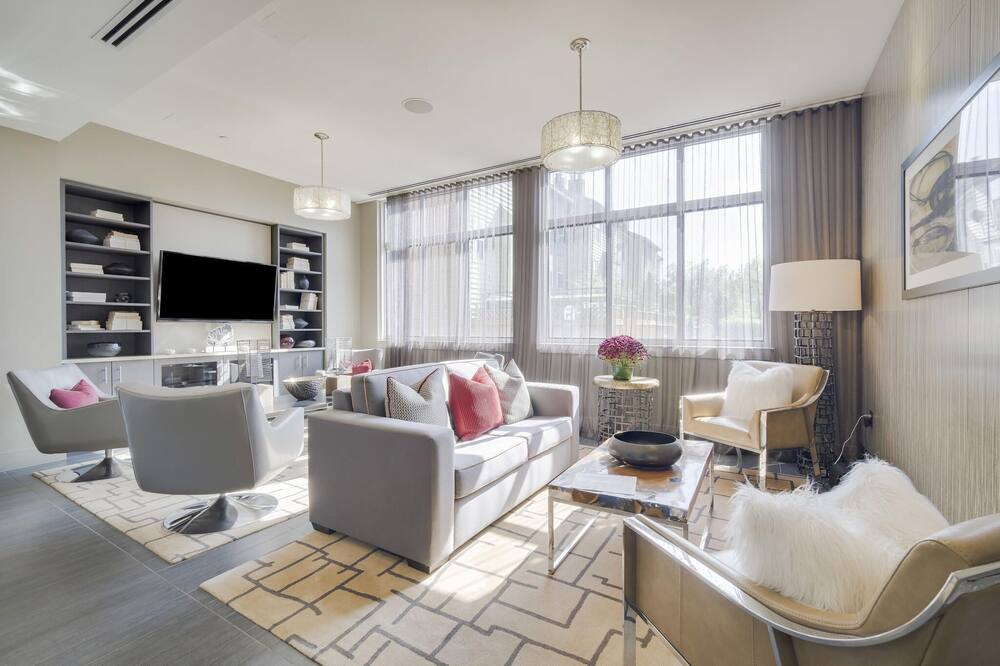 Photo of Livingroom in Old Town West