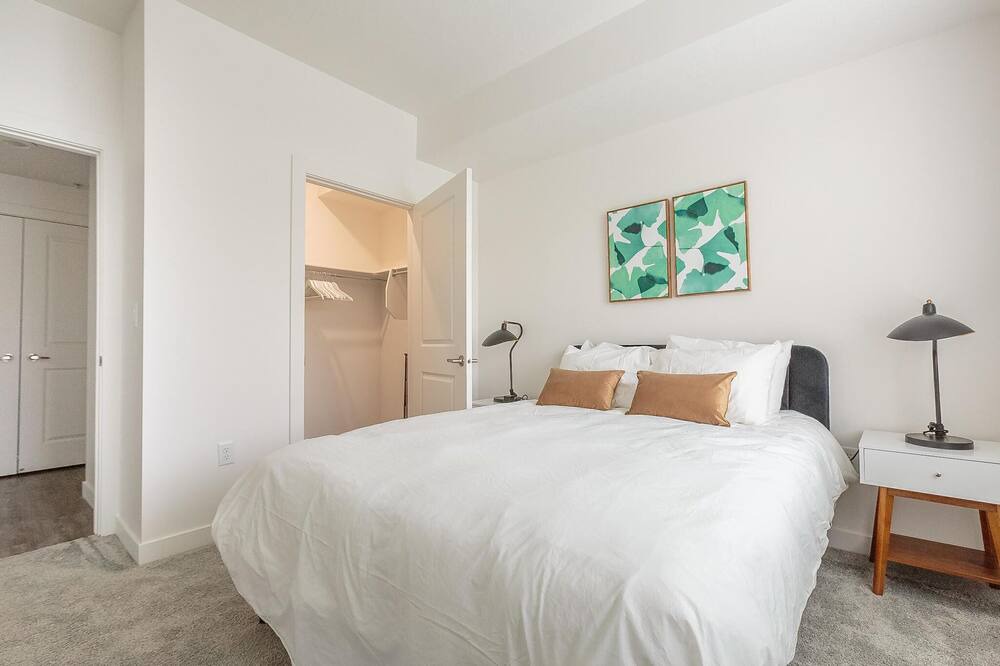 Photo of Bedroom in Bluffdale