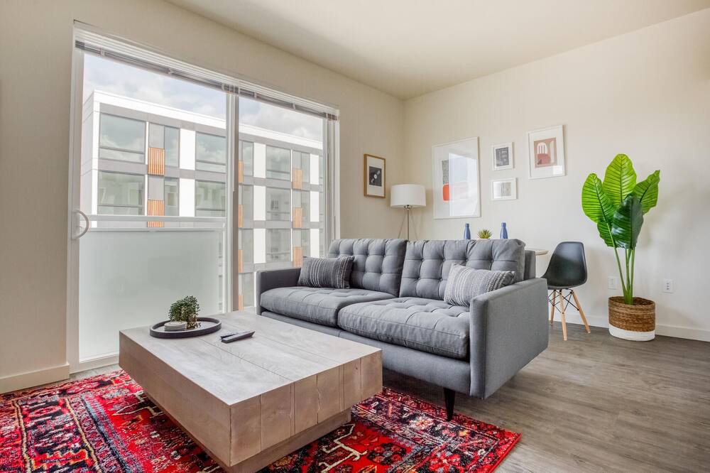 Photo of Livingroom in Downtown