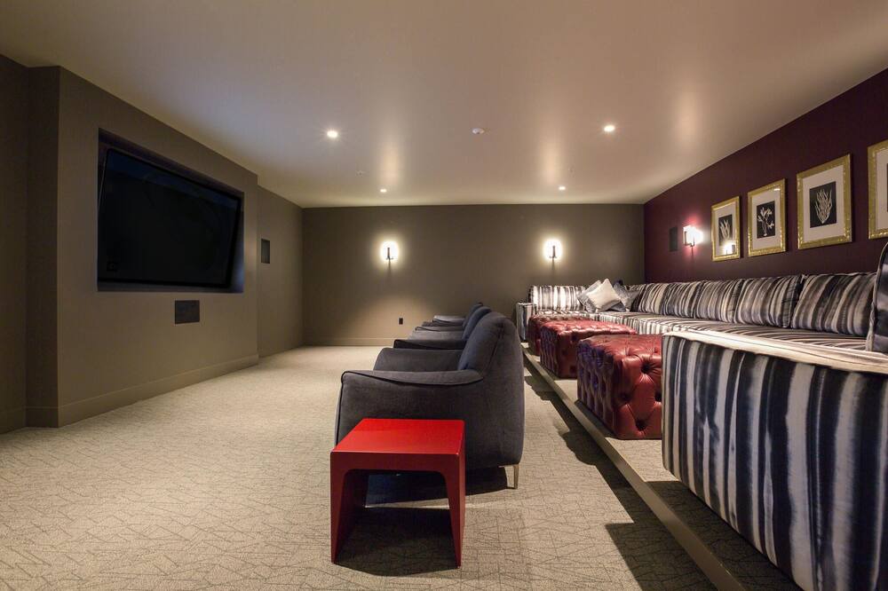 Photo of Others in Downtown