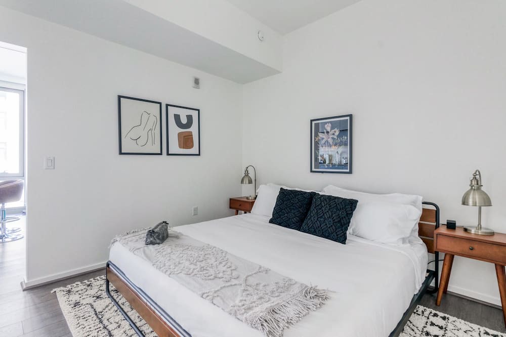 Photo of Bedroom in North Rosslyn