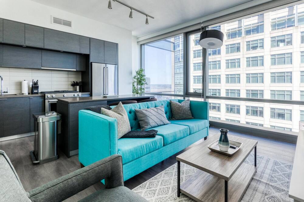 Photo of Livingroom in North Rosslyn