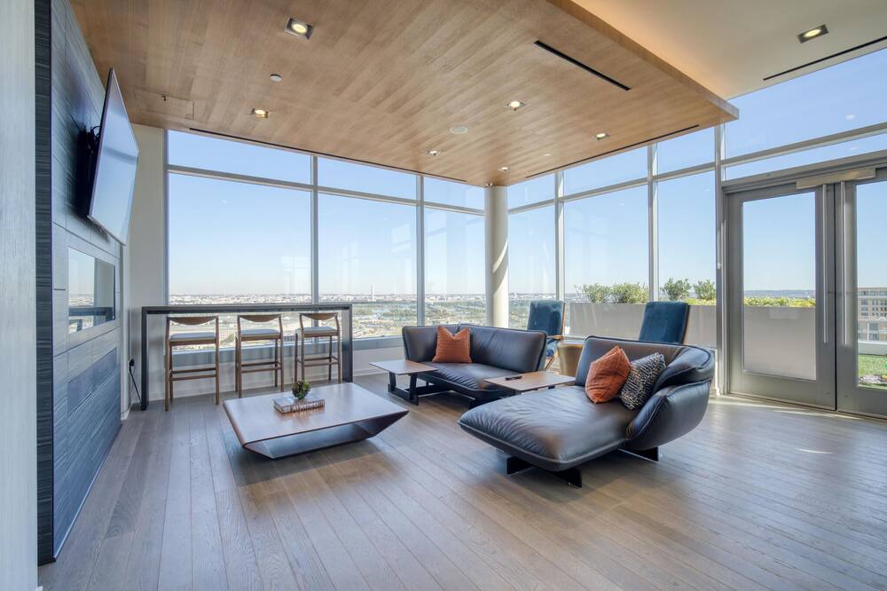 Photo of Livingroom in Pentagon City