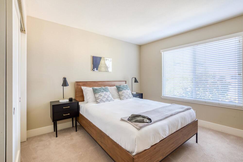 Photo of Bedroom in East San Mateo