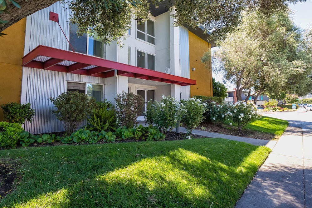 Photo of Others in East San Mateo