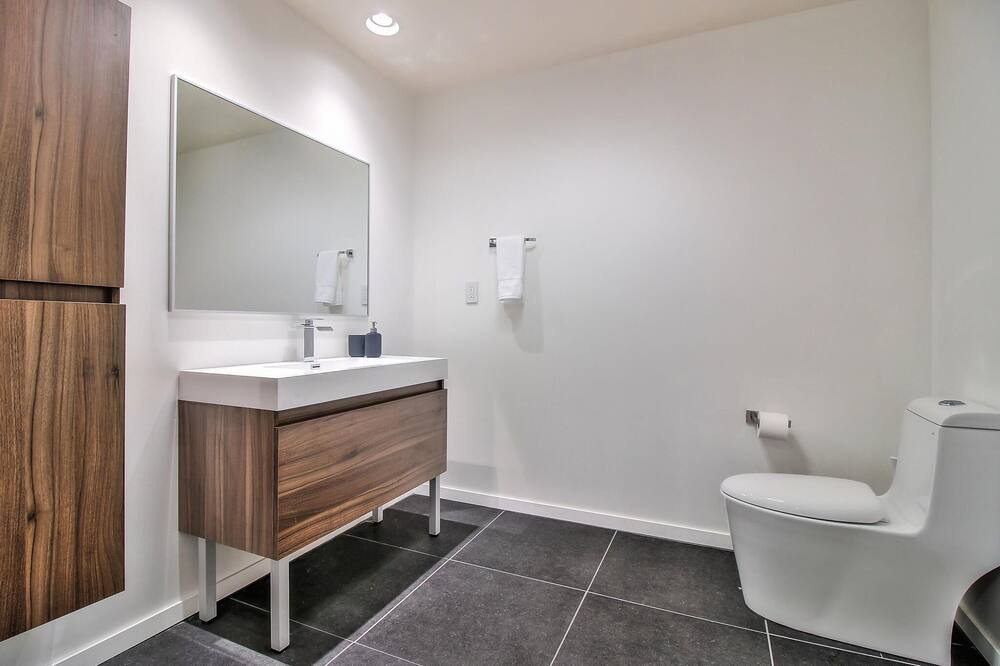 Photo of Bathroom in China Basin