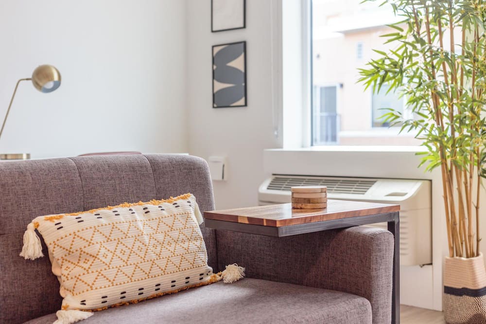 Photo of Livingroom in Downtown Vancouver