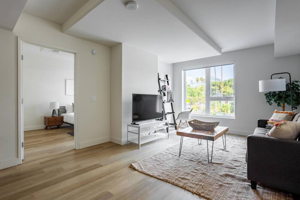 Photo of Livingroom in Westlake