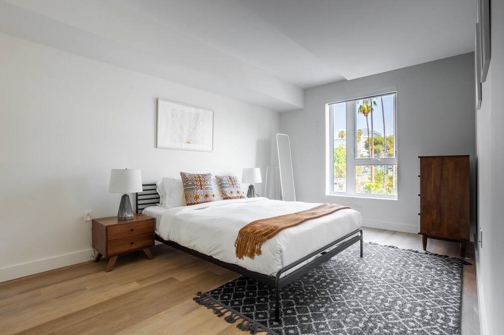 Photo of Bedroom in Westlake