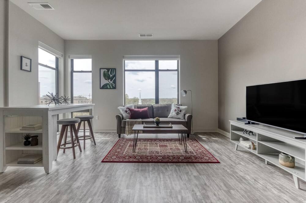 Photo of Livingroom in Bluemont
