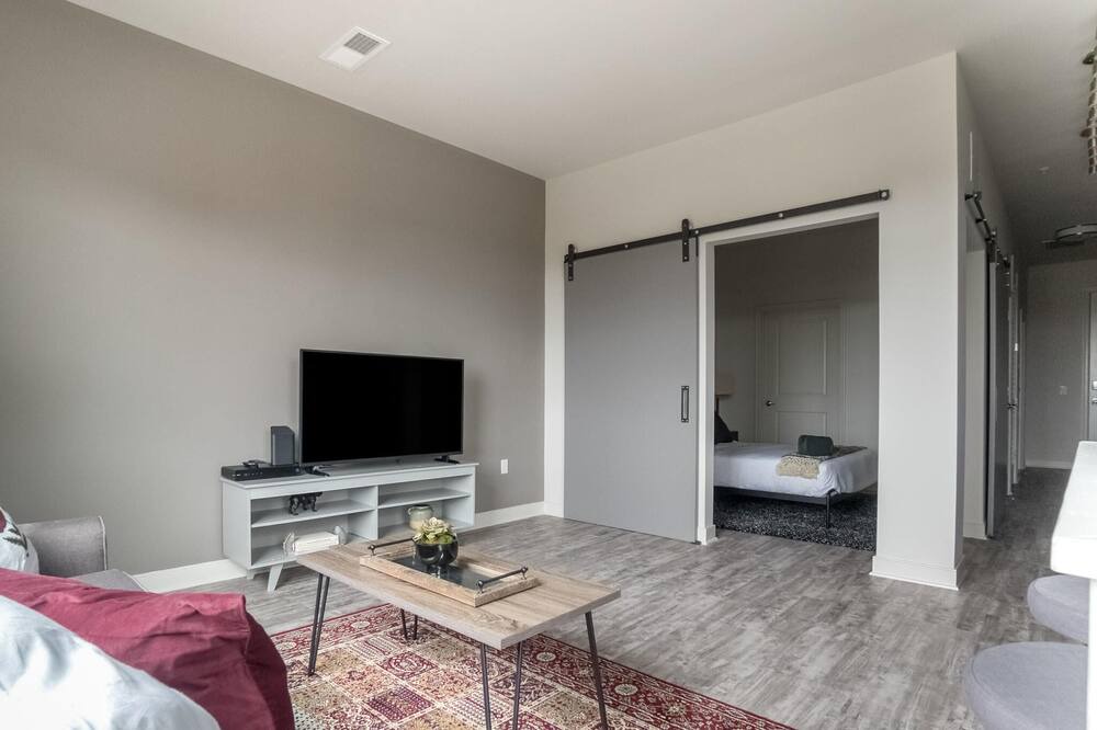 Photo of Livingroom in Bluemont