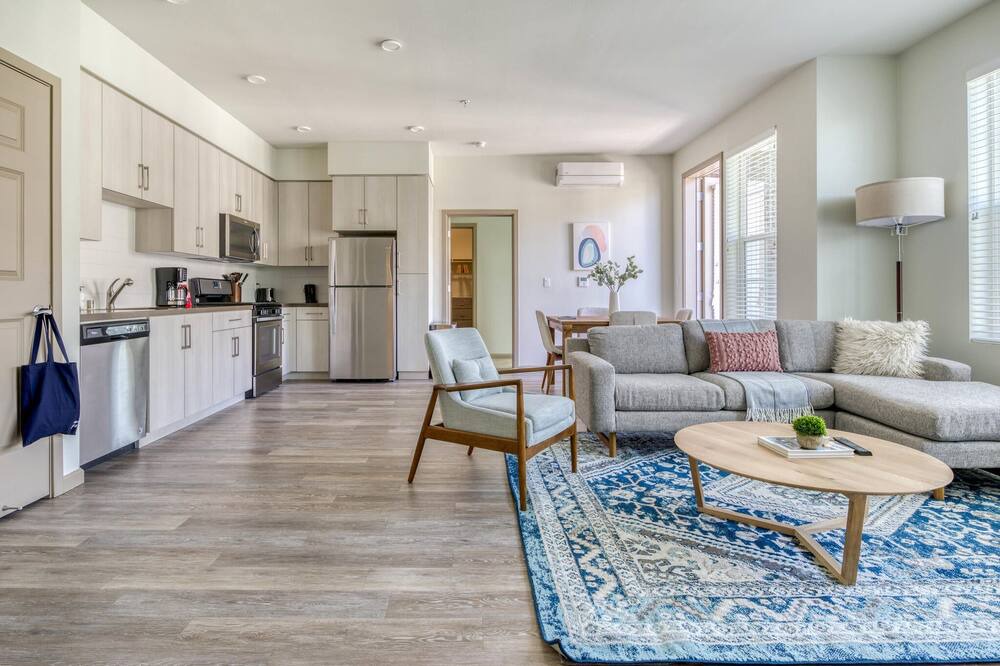Photo of Livingroom in Pleasanton