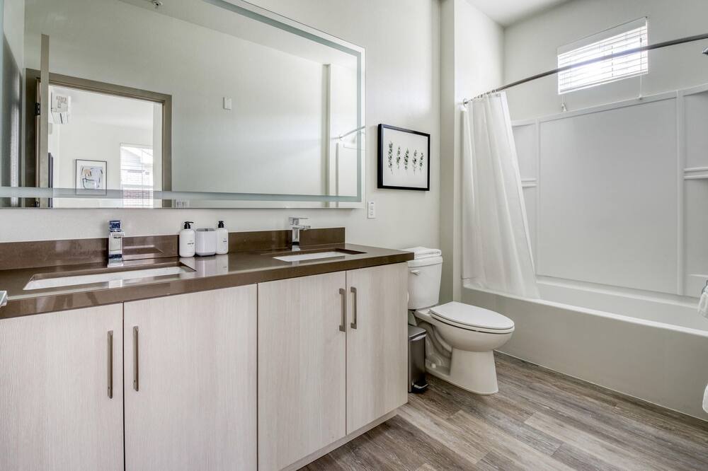 Photo of Bathroom in Pleasanton