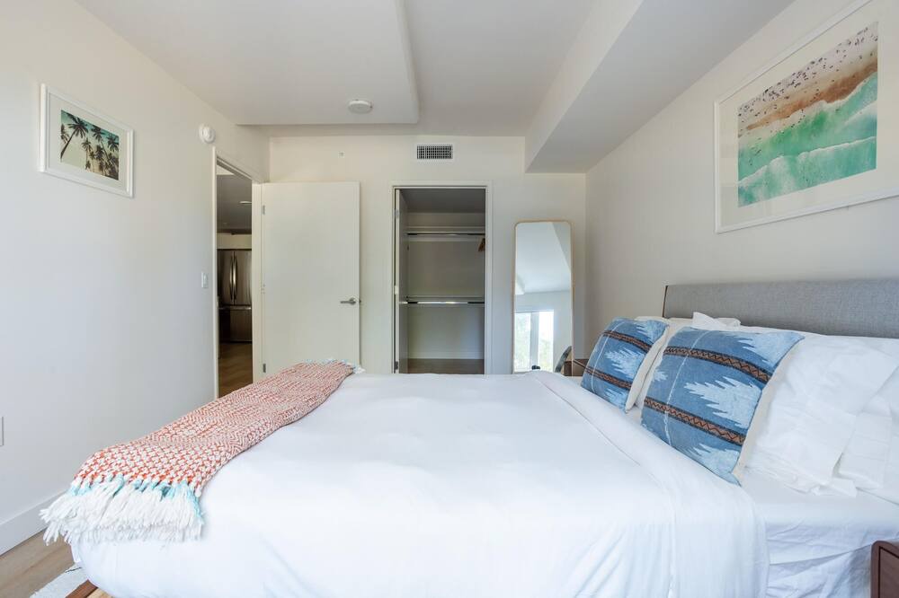 Photo of Bedroom in Westlake