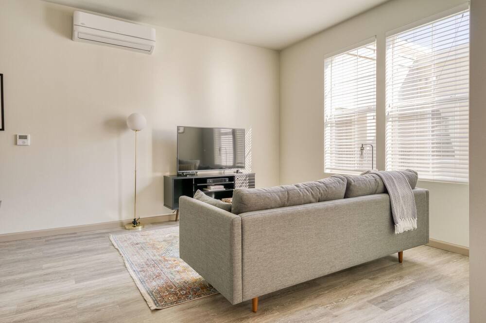 Photo of Livingroom in Pleasanton