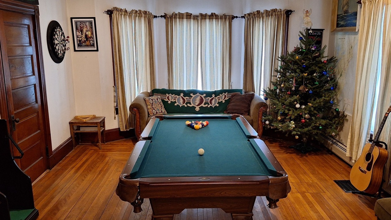 Photo of Others in Kingfield